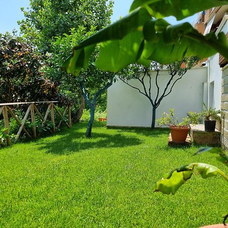 Appartamento Villa Maria Near Policlinico Gemelli Roma Exterior foto